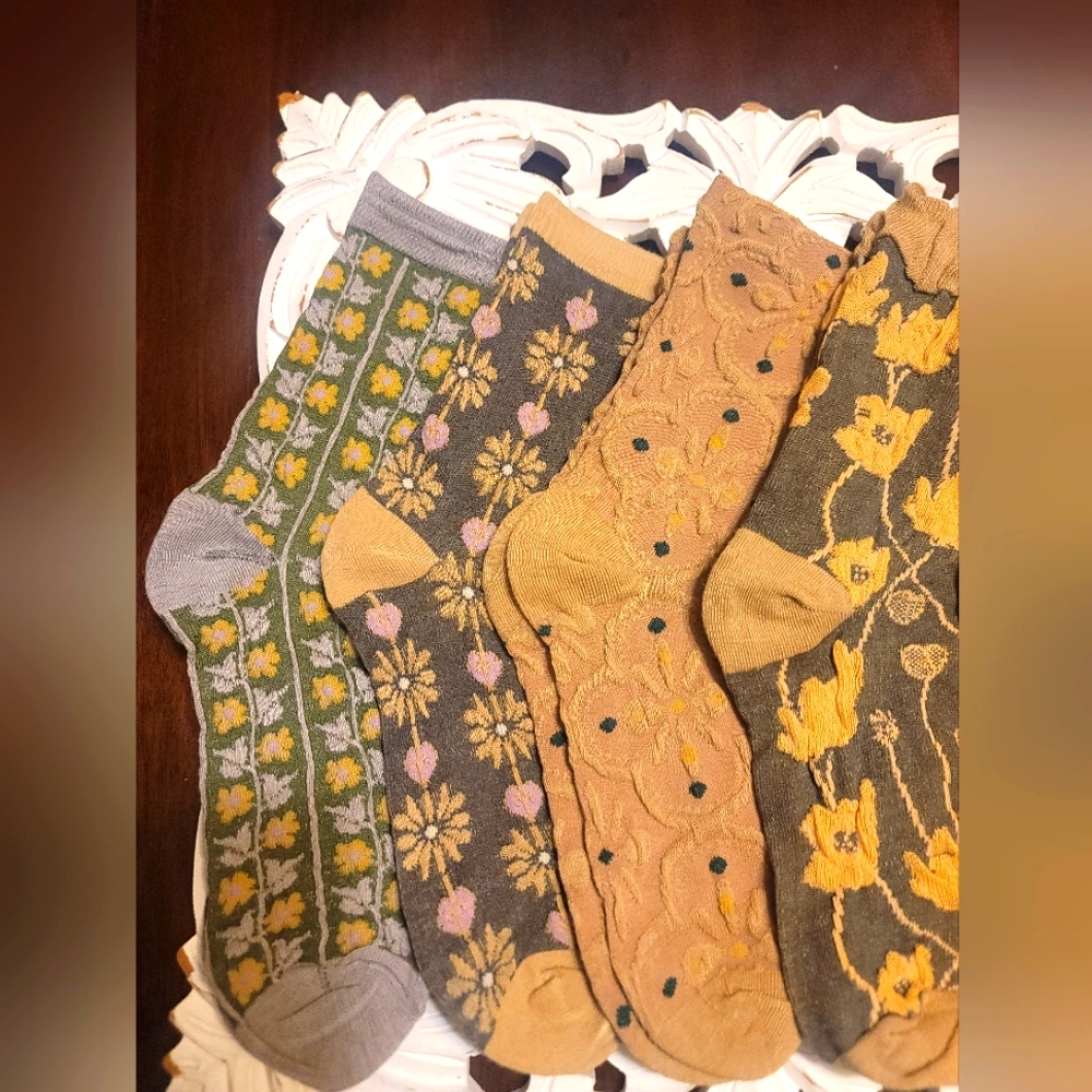 Women Floral Socks One Size / 5 pairs